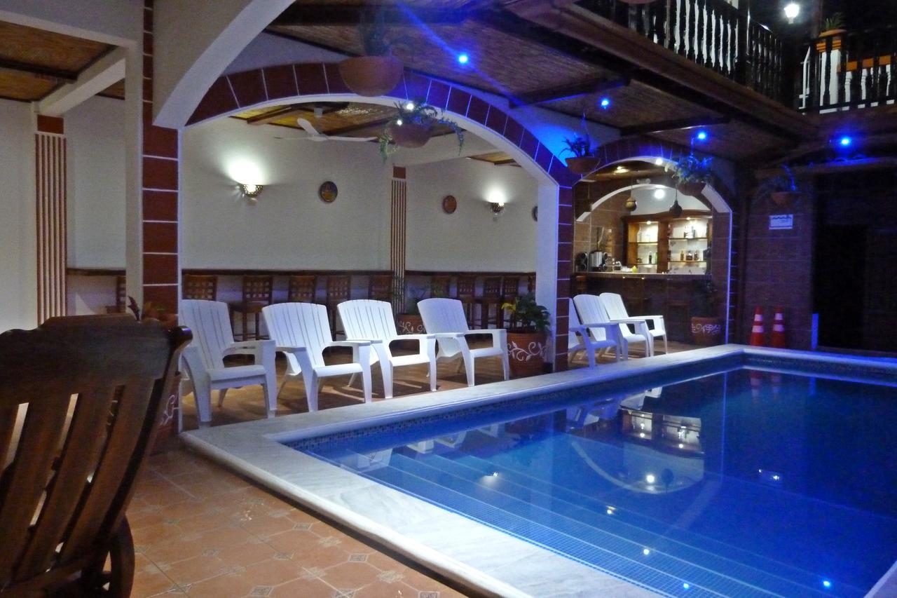 Hotel La Gran Sultana Granada Exterior photo